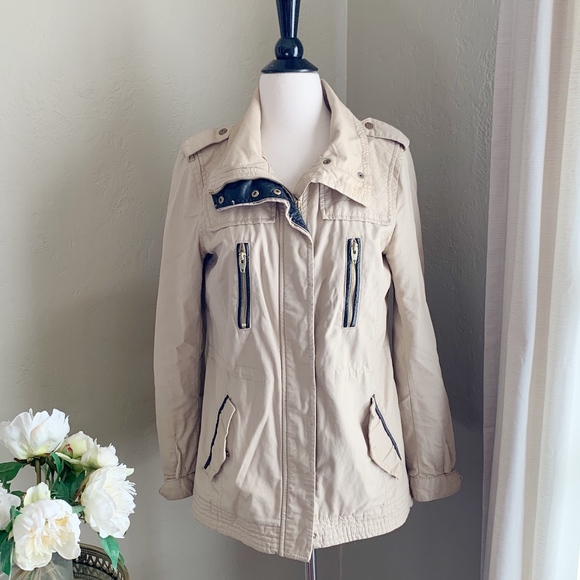 H&M Jackets & Blazers - H&M Tan Full Zip Trench Jacket